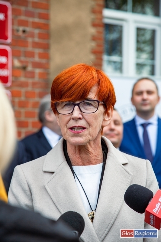 Dodatkowe pieniądze dla samorządów. Konferencja prasowa polityków PiS we Wschowie VIDEO