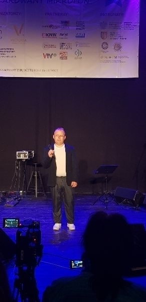 KACPER KOZYRA WYŚPIEWAŁ II MIEJSCE