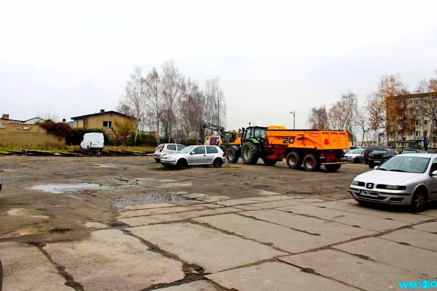 Twój samochód stoi na parkingu na ul. Wolsztyńskiej