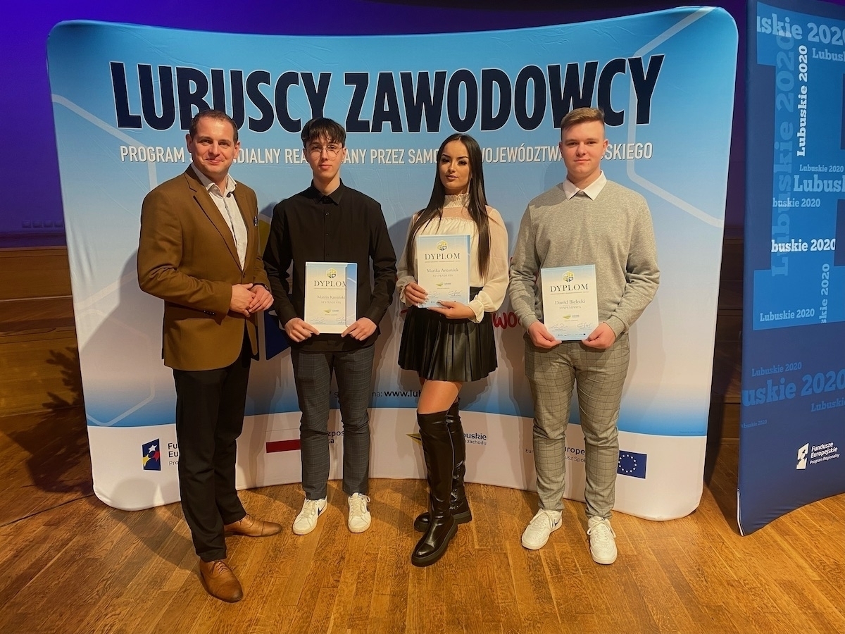 Uczniowie Staszica wśród najlepszych zawodowców w województwie