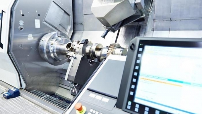 Jak wykorzystać obróbkę CNC w przemyśle?
