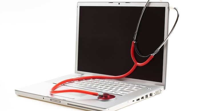 Na ratunek laptopowi – jak poradzić sobie z awarią