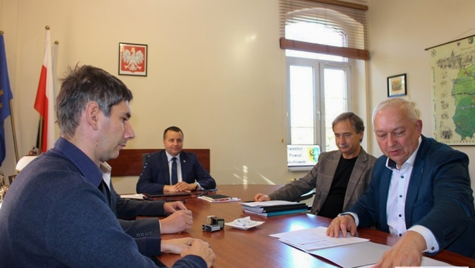 Umowa na przebudowę dróg powiatowych podpisana!