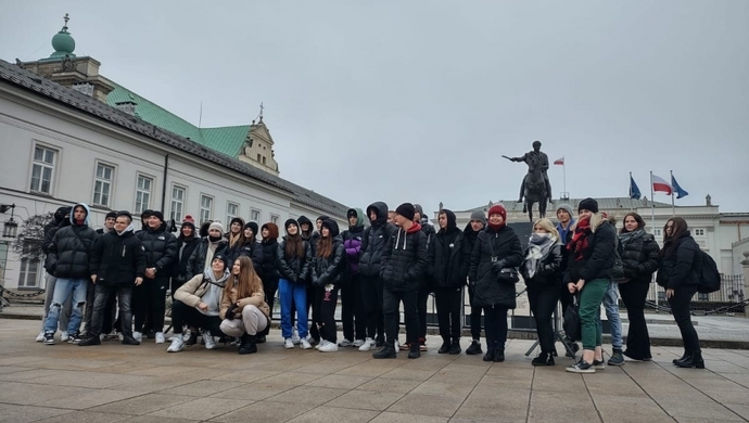 Uczniowie I Zespołu Szkół na wycieczce w Warszawie (FOTO)