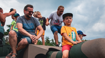 Piknik wojskowy w Sławie.