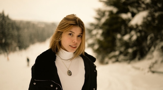 Elegancja i szyk w zimowych stylizacjach