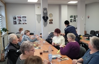 Spotkanie z policjantami w Klubie Senior w Szlichtyngowie ZDJĘCIA