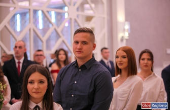 Studniówka 2022 w I ZS we Wschowie RELACJA