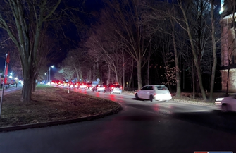 Wschowianie ruszyli na stacje paliw Tworzą się korki ZDJĘCIA