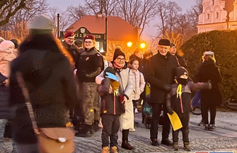 Manifestacja przed ratuszem. Wschowianie popierają Ukrainę