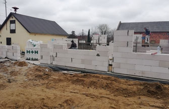 Postępy prac przy budowie świetlicy w Dryżynie ZDJĘCIA