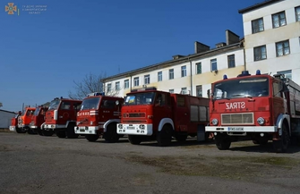 Pojazdy ratownicze trafiły na Ukrainę.
