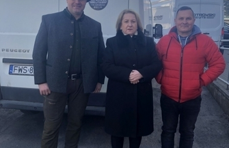 Transport darów dla Ukrainy z gminy Szlichtyngowa ZDJĘCIA