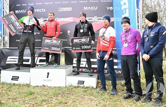 Rowerowe zmagania w Starym Strączu ZDJĘCIA