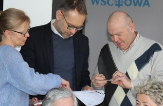 Kolejne Ogólnopolskie Karty Seniora trafiły do mieszkańców 60 ZDJĘCIA