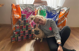 Darowizna w postaci karmy od naszej czempionki Papaya