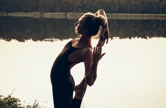Czas na jogę. Zapisz się na zajęcia w Dębowej Łęce