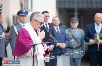 Odsłonięcie popiersia Józefa Piłsudskiego we Wschowie