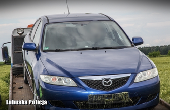 Podczas pościgu za skradzionym autem padły strzały.