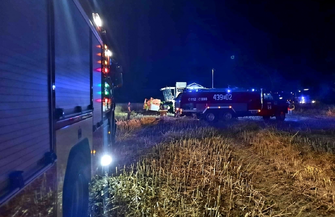 Pożar kombajnu w Starym Strączu ZDJĘCIA