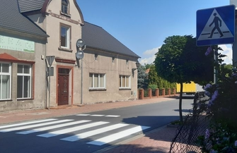 Nowe przejścia dla pieszych i próg zwalniający w Szlichtyngowej ZDJĘCIA