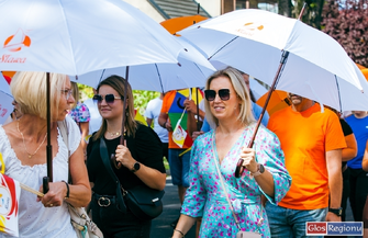 Barwny korowód ulicami miasta. Dni Sławy 2022 VIDEO