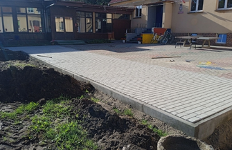 Trwają intensywne prace budowlane