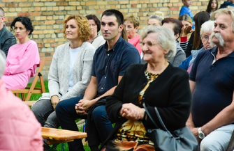 Koncerty i adoracja. Tak było na wieczorze uwielbienia.