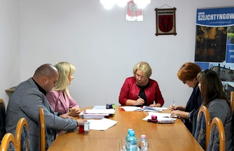 Podpisanie umowy na budowę drogi w Goli