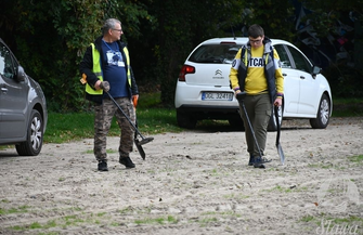 Na lądzie i pod wodą. Akcja sprzątania terenu SCKiW ZDJĘCIA