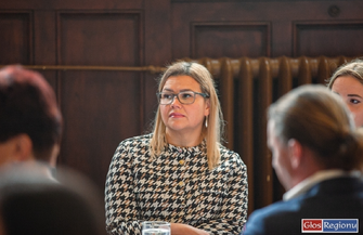 Wojewoda Lubuski spotkał sięze wschowskimi dyrektorami i nauczycielami VIDEO