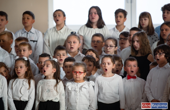 Szkoła Podstawowa nr 2 we Wschowie w konkursie Do Hymnu VIDEO