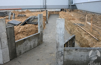 Prace przy budowie sali postępują