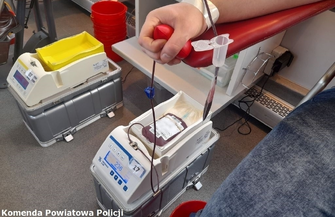 Podzielili sięcząstkąsiebie