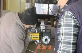 Tak zmienia siębudynek po szkole w Siedlnicy.