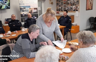 Debata społeczna z seniorami