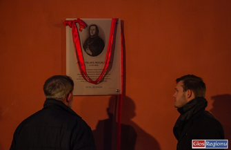 Tablica poświęcona ks. Rogalińskiemu odsłonięta VIDEO