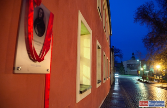 Tablica poświęcona ks. Rogalińskiemu odsłonięta VIDEO