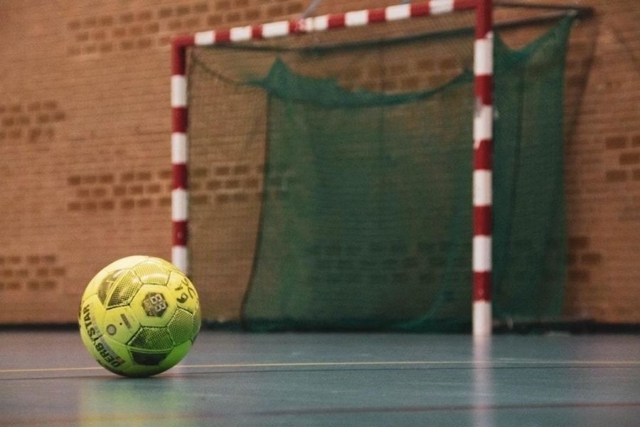 Amatorska Liga Halówki Dar-Pol i Pogoń U-17 na czele tabeli
