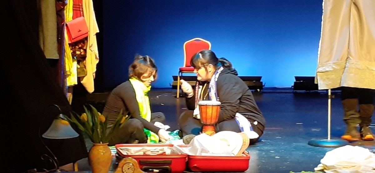 Spektakl Jestem uczestnicy WTZ wystąpili na deskach leszczyńskiego teatru