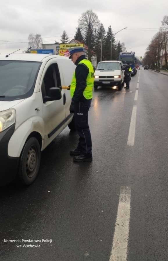 Kontrola prawdopodobnie cięnie ominie. Policjanci prowadzą akcjęTrzeźwość FOTO