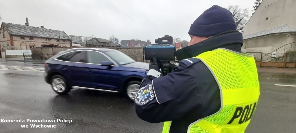 Policjanci od rana prowadzą akcjęPrędkość FOTO