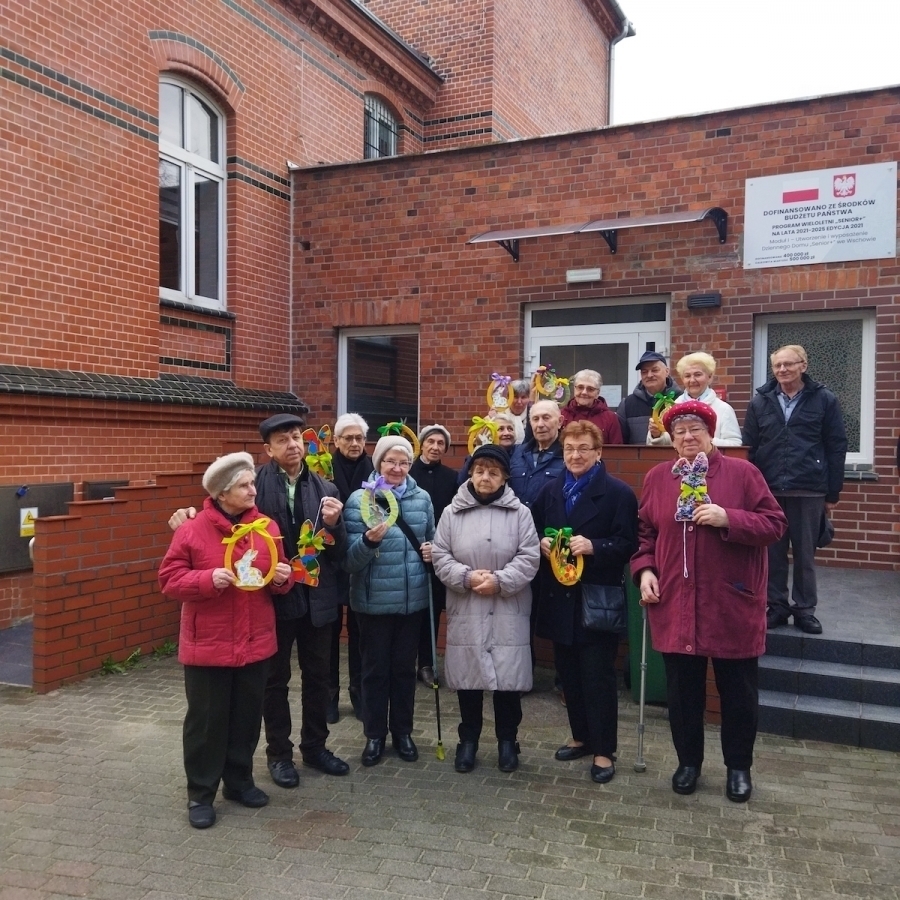 Przygotowania do świąt wielkanocnych w Dziennym Domu Senior we Wschowie FOTO