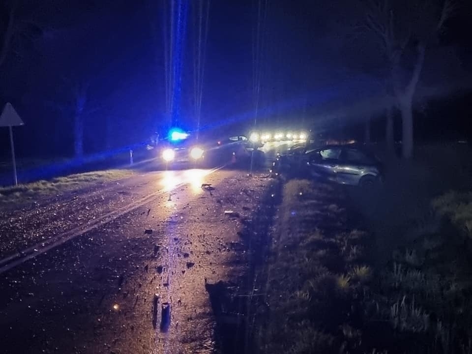 3 osoby poszkodowane - wypadek na trasie Sława - Stare Strącze FOTO