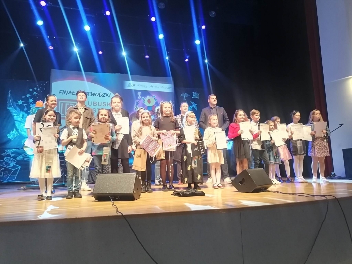 Laura Chmura ze Srebrnym Mikrofonem na PRO ARTE 2023 FOTO