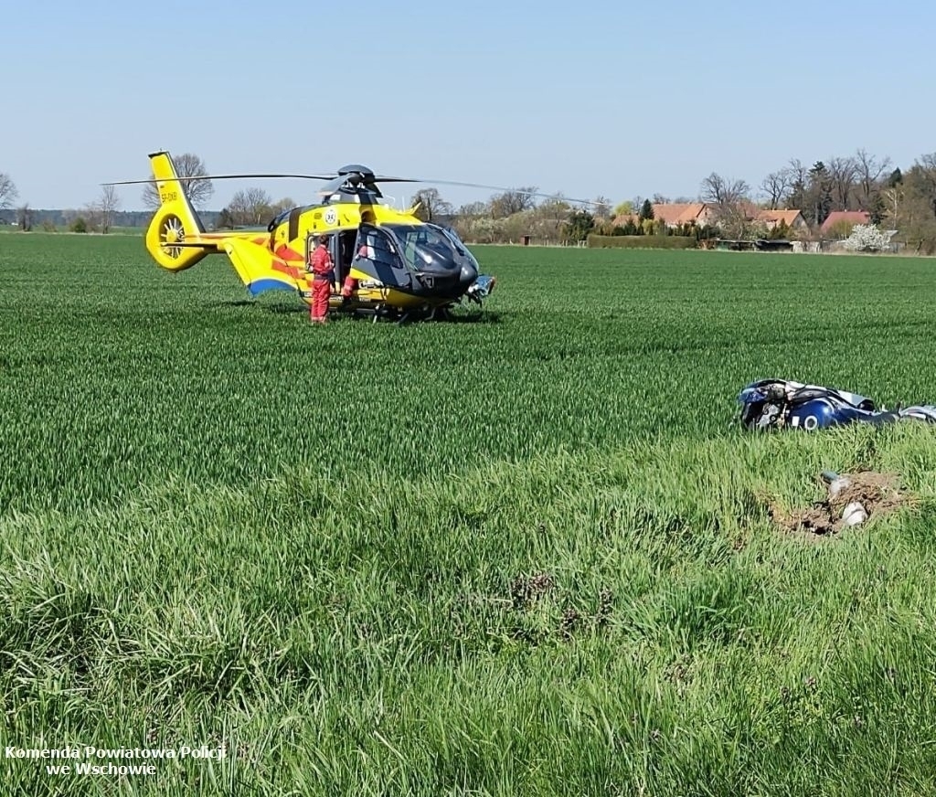 Tragiczny wypadek motocyklowy na drodze do Osowej Sieni