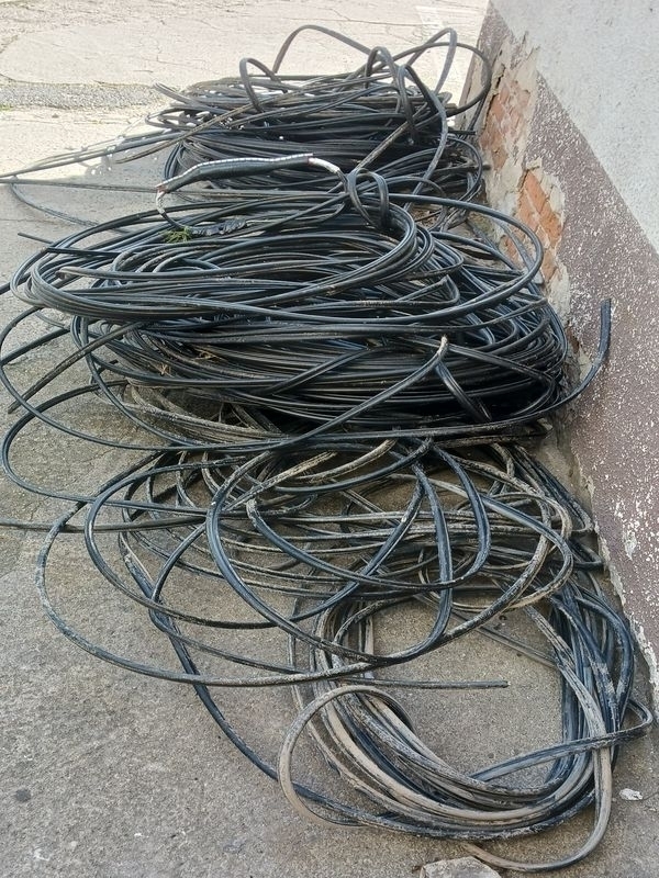 To oni kradli kable telekomunikacyjne na terenie powiatu górowskiego