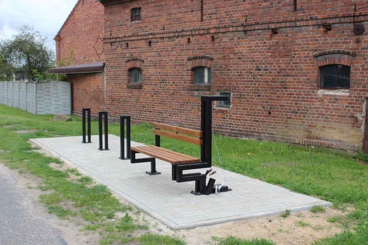 Gmina Szlichtyngowa Zakończono budowę oświetlenia ulicznego i stacji naprawy rowerów