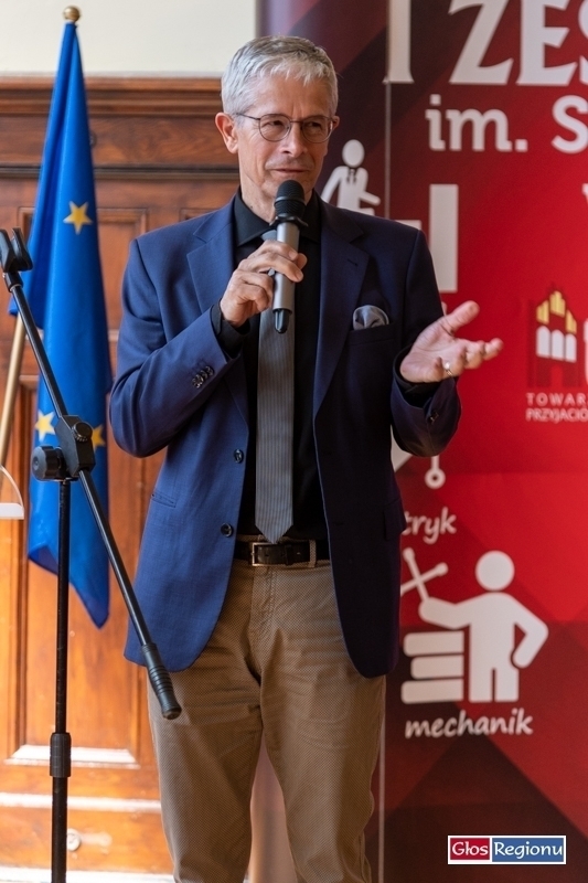 Staszic z nowym dachem. Powiat Wschowski zakończył kolejnąinwestycję VIDEO