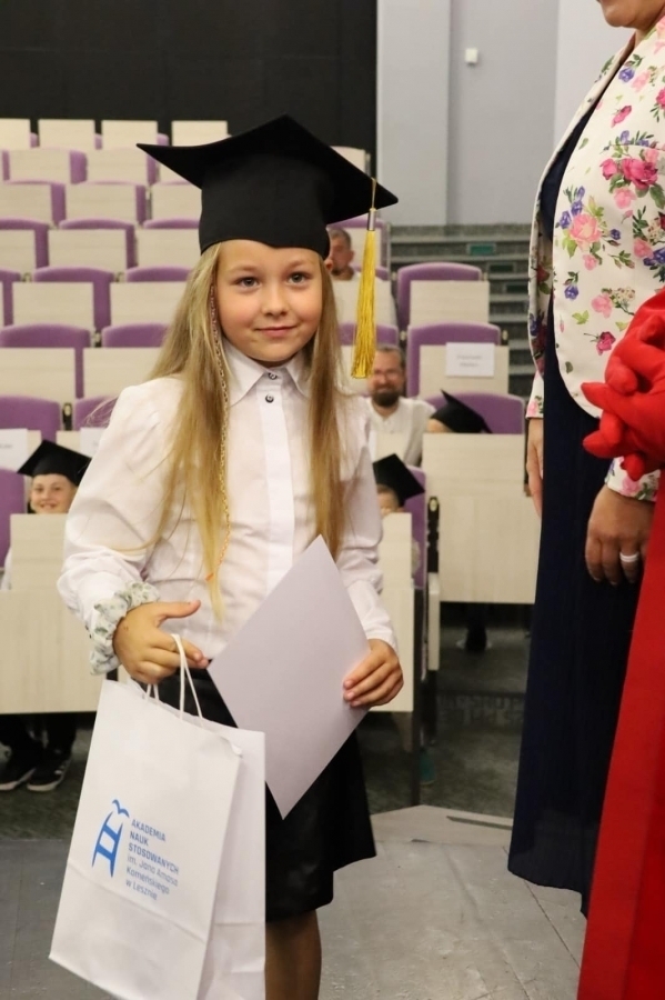 Wschowski Uniwersytet Dziecięcy. Absolutoria uzyskane FOTO